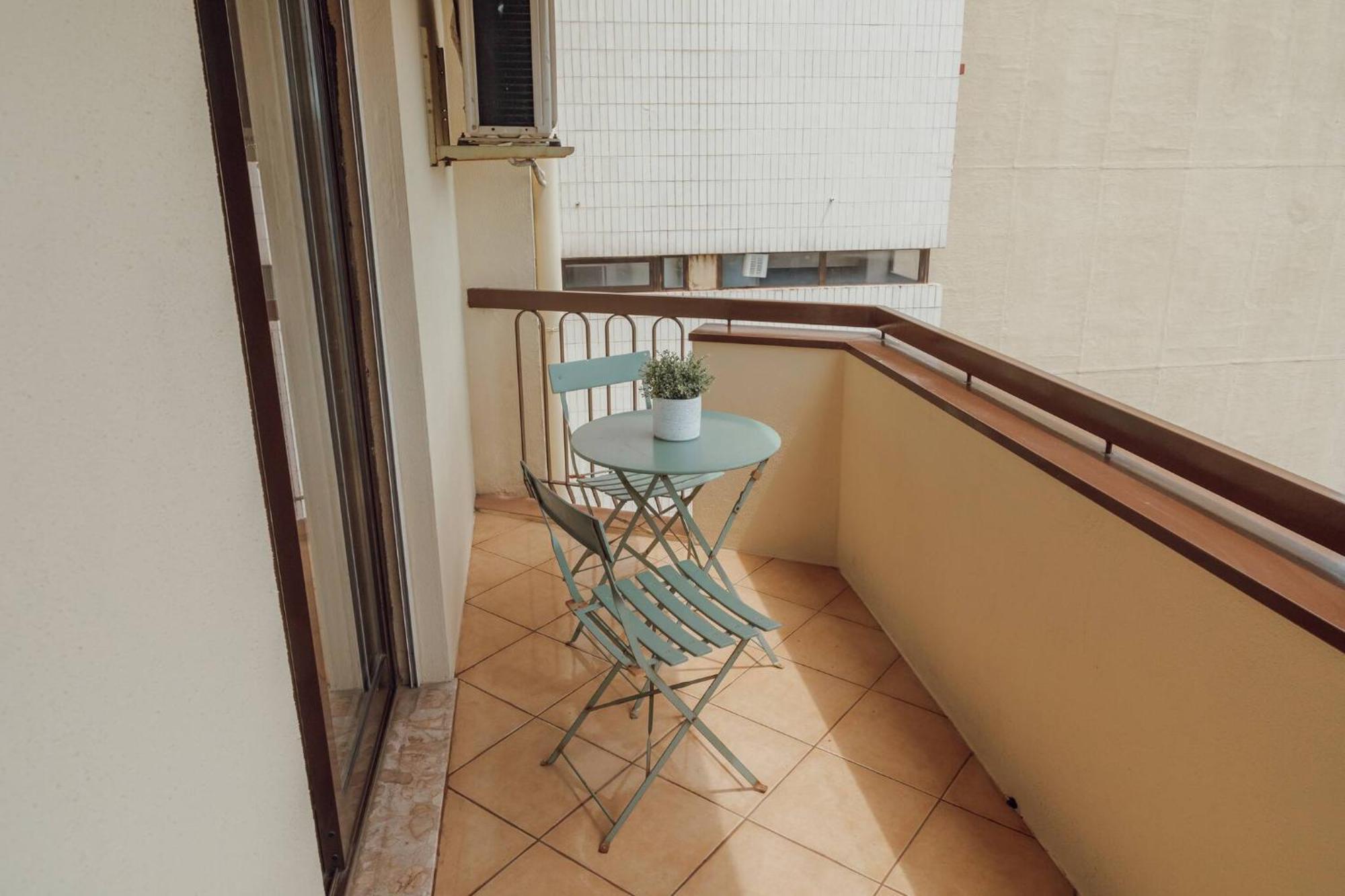 Bright Apartment By Hosty Porto Exterior photo